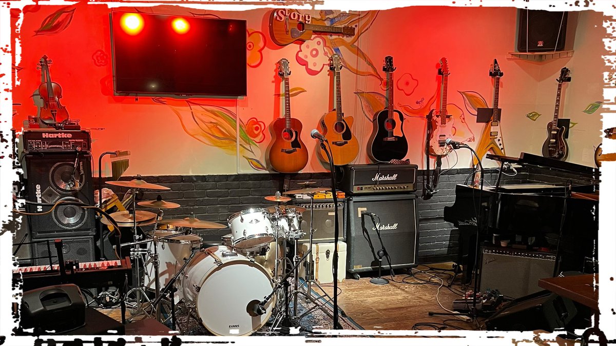 Live Bar Story tweet media