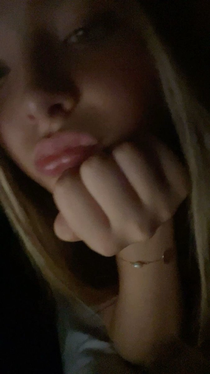 lilyyngty's tweet photo. I unprivated🤭so anyone who sees this   

rt &amp; like if u wanna be mutuals https://t.co/CT7ESSlHII