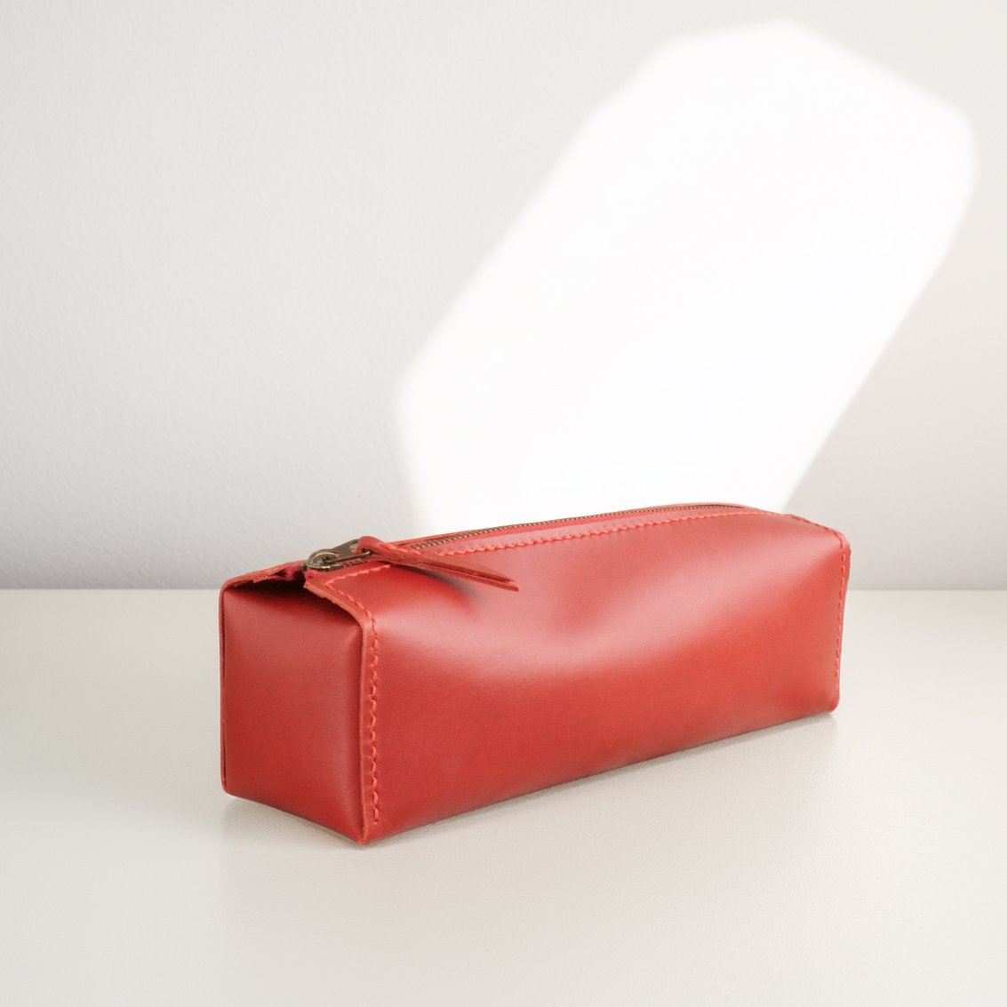 入学・新生活に、使いやすさを贈る🌸 22×6×6cmのスクエア型でたっぷり