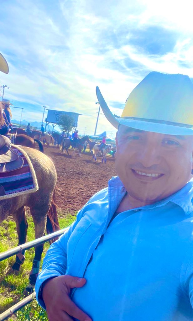 charly360fit's tweet photo. A salido el vaquerofit a las andadas en el rodeo final NBHA Nuevo León, agarrense vaqueras #cawboys #vaquerofit #vaqueras #rodeo #barrelracing https://t.co/gEY2lj8Jiv