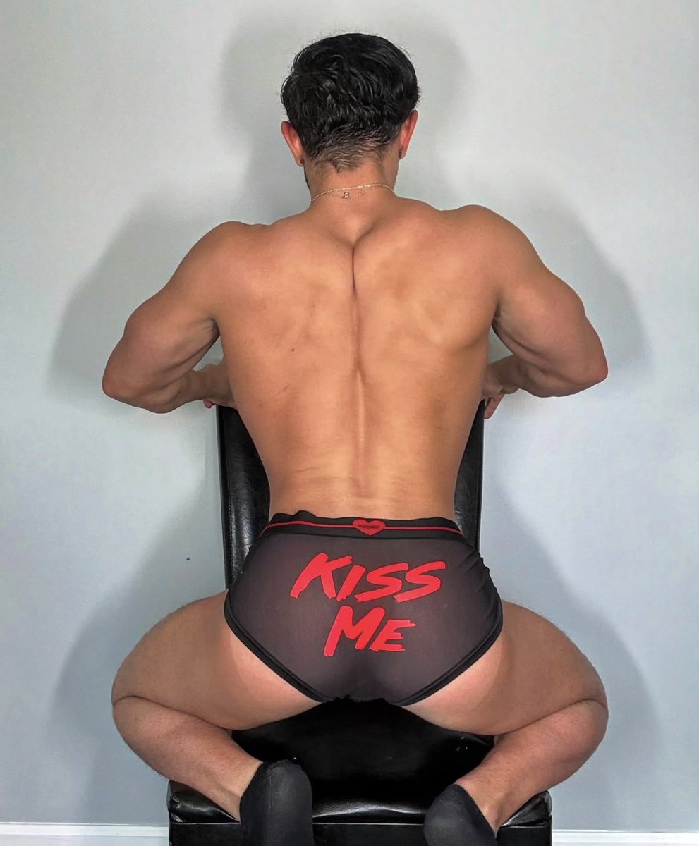 gymnastkid589 tweet media