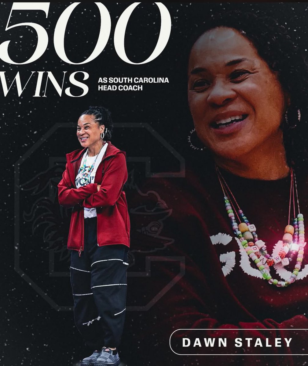 SoSportsCentral's tweet image. Congratulations Coach  @dawnstaley on win #500‼️‼️‼️‼️

1 Coach, 18 straigt wins over  @KimMulkey and @LSUwbkb  and picking up win number 500 in Baton Rouge equals a solid Saturday for @GamecockWBB  👏👏👏👏👏

#LadyGamecocks #Gamecocks 
#WomensBasketball #CollegeBasketball