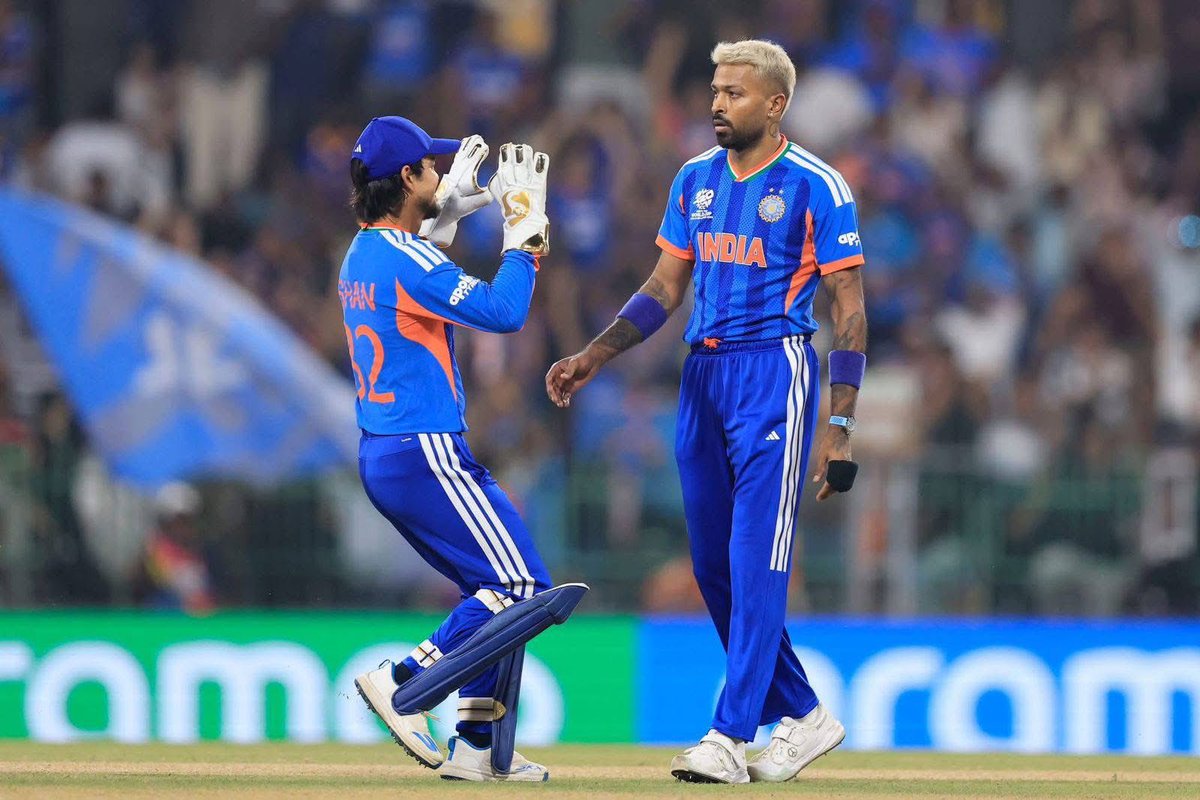 IJagdishdewasi's tweet photo. “मैदान कोई भी हो, जीतेगा तो भारत ही ! 🇮🇳"

ICC T20 वर्ल्ड कप में भारतीय क्रिकेट टीम ने अपने उत्कृष्ट, अनुशासित और आत्मविश्वास से परिपूर्ण खेल का प्रदर्शन करते हुए पाकिस्तान को करारी शिकस्त देकर चारों खाने चित कर दिया।

इस अभूतपूर्व विजय के लिए भारतीय टीम के सभी खिलाड़ियों को हार्दिक बधाई।

टूर्नामेंट में जीत का यह क्रम जारी रहे, शुभकामनाएं..!

#INDvsPAK
#T20WorldCup2026