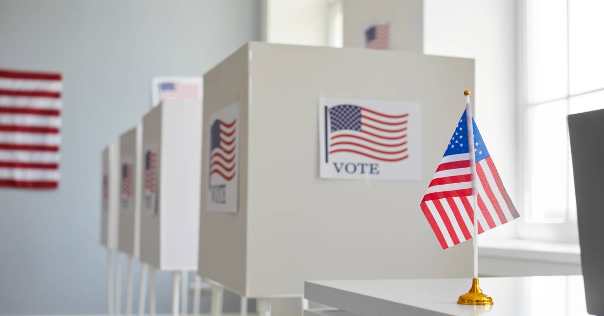 erictrumpfan1's tweet image. 🚨 𝗦𝗔𝗩𝗘 𝗔𝗠𝗘𝗥𝗜𝗖𝗔 𝗔𝗖𝗧 𝗣𝗔𝗦𝗦𝗘𝗦 𝗧𝗛𝗘 𝗛𝗢𝗨𝗦𝗘
The SAVE America Act (H.R. 7296) just passed the House — proof of citizenship to register, photo ID to vote, no mail-in except exceptions. Trump calls it essential for integrity.🇺🇸
Drop your thoughts below &amp;amp; RT!!👇