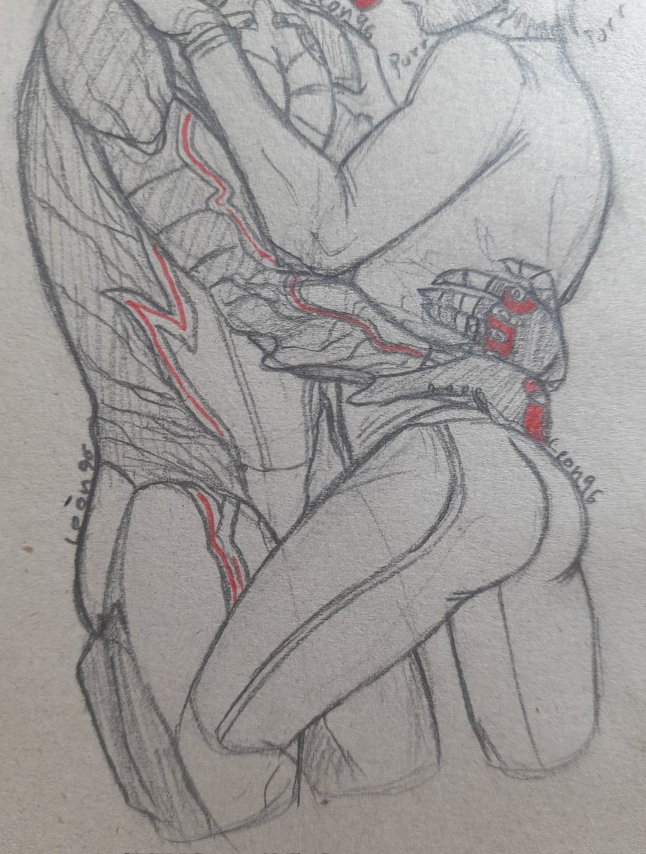 LeonN1ghtingale's tweet photo. Valentine's day with my sweets~❤️💙
I forgot to post. Sorry I'm a day late.
Also caked up Vexzel...
#Warframe #warframefanart #warframestardays #stardays #ArthurNightingale #VexzelNaedera #warframedrifter #warframe1999 https://t.co/NY8j8vkFma