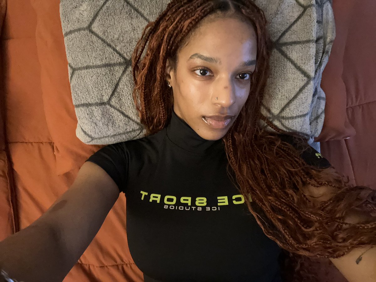 niyah (@niyaaahx) on Twitter photo 