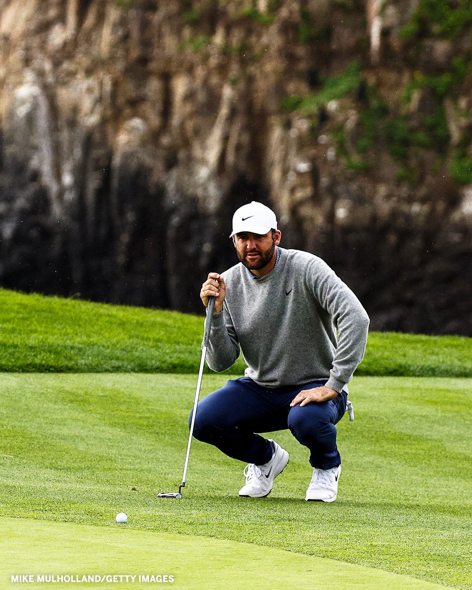 Scottie Scheffler continues to deliver historic performances 🔥

Scheffler is the first player in PGA TOUR history to have THREE eagles in a round at Pebble Beach.