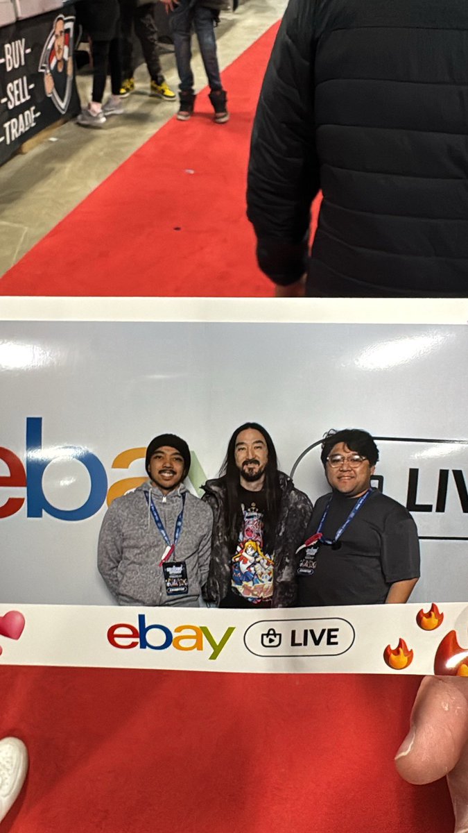 Missing EUIC but on new dad travel ban still.

As coach mark - I always push to chase your goals.
Privileged to announce we'll be one of the first accounts selected  to stream on Ebay Live <a href="/eBayCanada/">eBay.ca</a>.

Got to meet <a href="/steveaoki/">Steve Aoki</a> 
Just keep working ❤️ good things happen 
Love you all