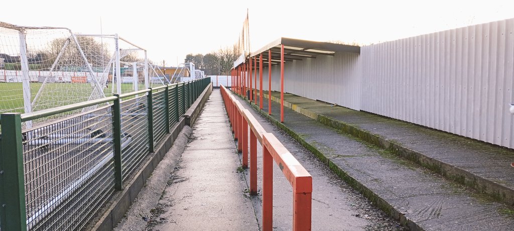 smilerhopper's tweet photo. #matchopping & #groundgopping #broxtoweboro at Coronation park former home of Eastwood Tn now @EastwoodCFCV2 4 @KimberleyMWFC v @Priory_Celtic ko 1630 in the @eastmidsvets game number 202 with mellie #newgroundalert 22 yr #revisit 4 me @Colne_FC FAV now 3g pitch #quadgameday 4/4 https://t.co/1ZPtRC9qgx