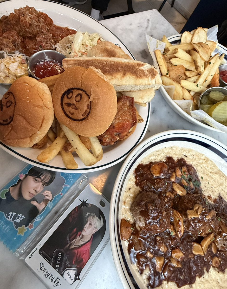 渡韓前に慌てて教えてもらった 『MEATBALL LOUNGE』 #JINJIN #진진 と