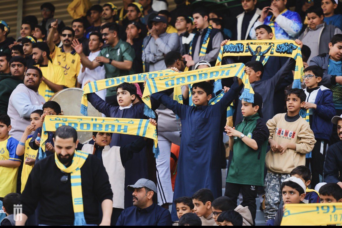vojneskis's tweet photo. Dear supporters of Al Oroubah by my name and also from the name of OUR club we are very sorry that we didn't bring you joy  in our last match and I hope that in future we will bring many joy and celebration.
 Also you must to know that you are very important part of our FAMILY. https://t.co/lTt3F5WbOP