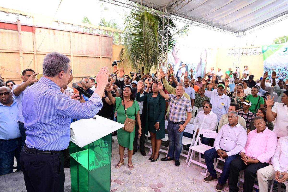 Leonel Fernández tweet media