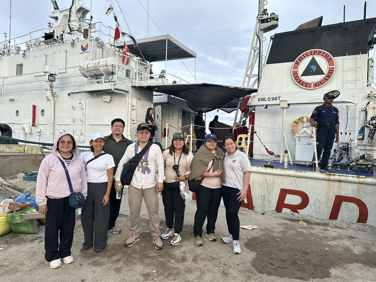 Teddy_Monroy's tweet photo. It has been a great honor for me &amp; my @UNIDO_Phils team to have been escorted by Coast Guard Commanding Officer Felix Angue &amp; the crew of BRPTubataha on our return mission to Sitangkai &amp; Sibutu.  Thank you for keeping us safe to accomplish our mission in Tawi-Tawi this week. https://t.co/ZQPaJwEEB0