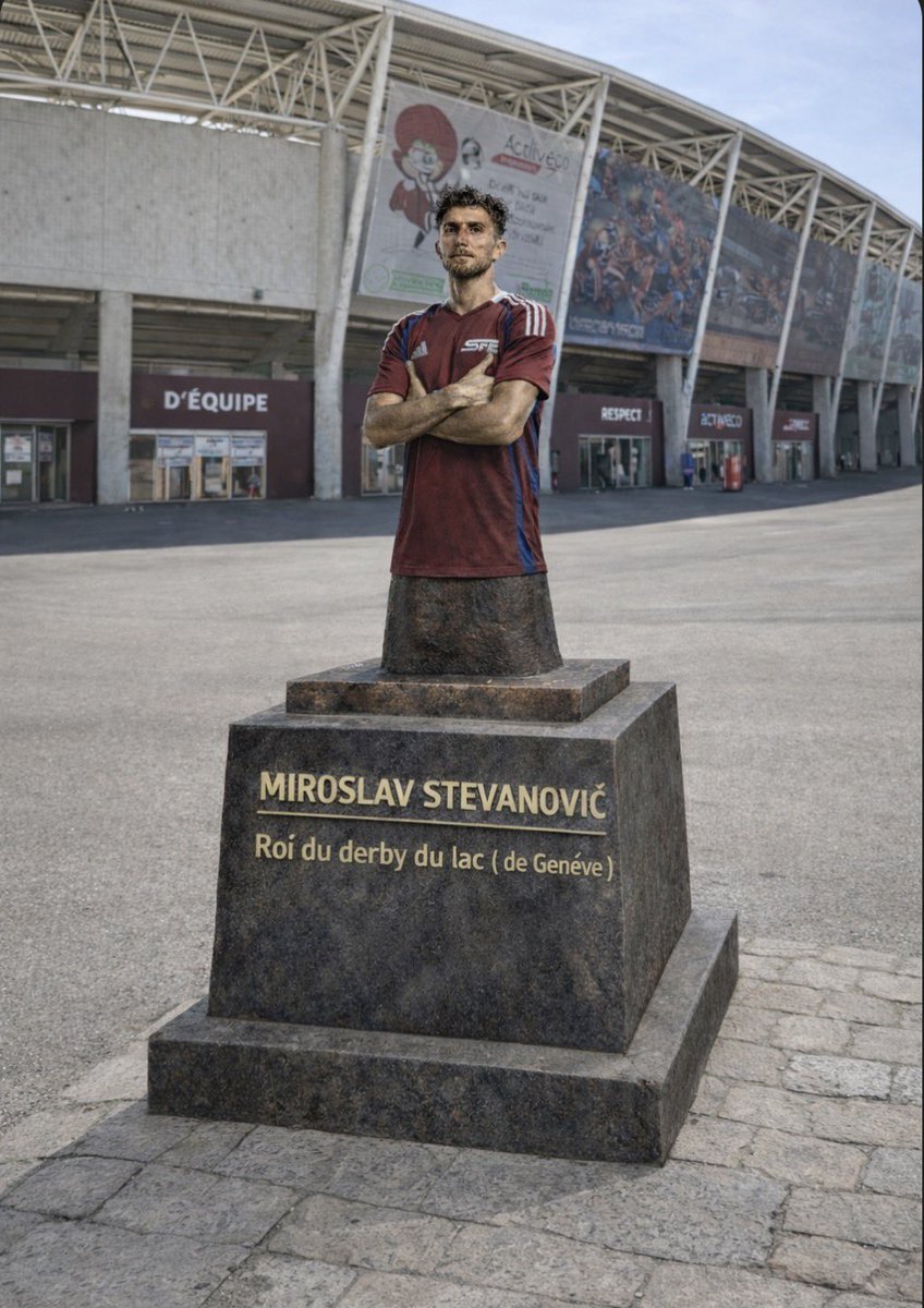 Nathan07Silva's tweet photo. Il mérite sa statue devant le stade😮‍💨🫡 https://t.co/ZvPLQ6UmnT