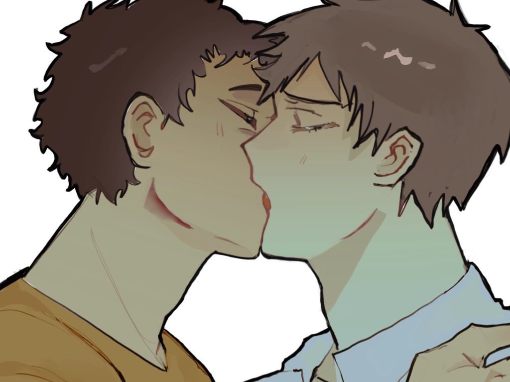 atsukaioshi's tweet photo. what a passionate kiss 💋 https://t.co/ReyHXC3WH4