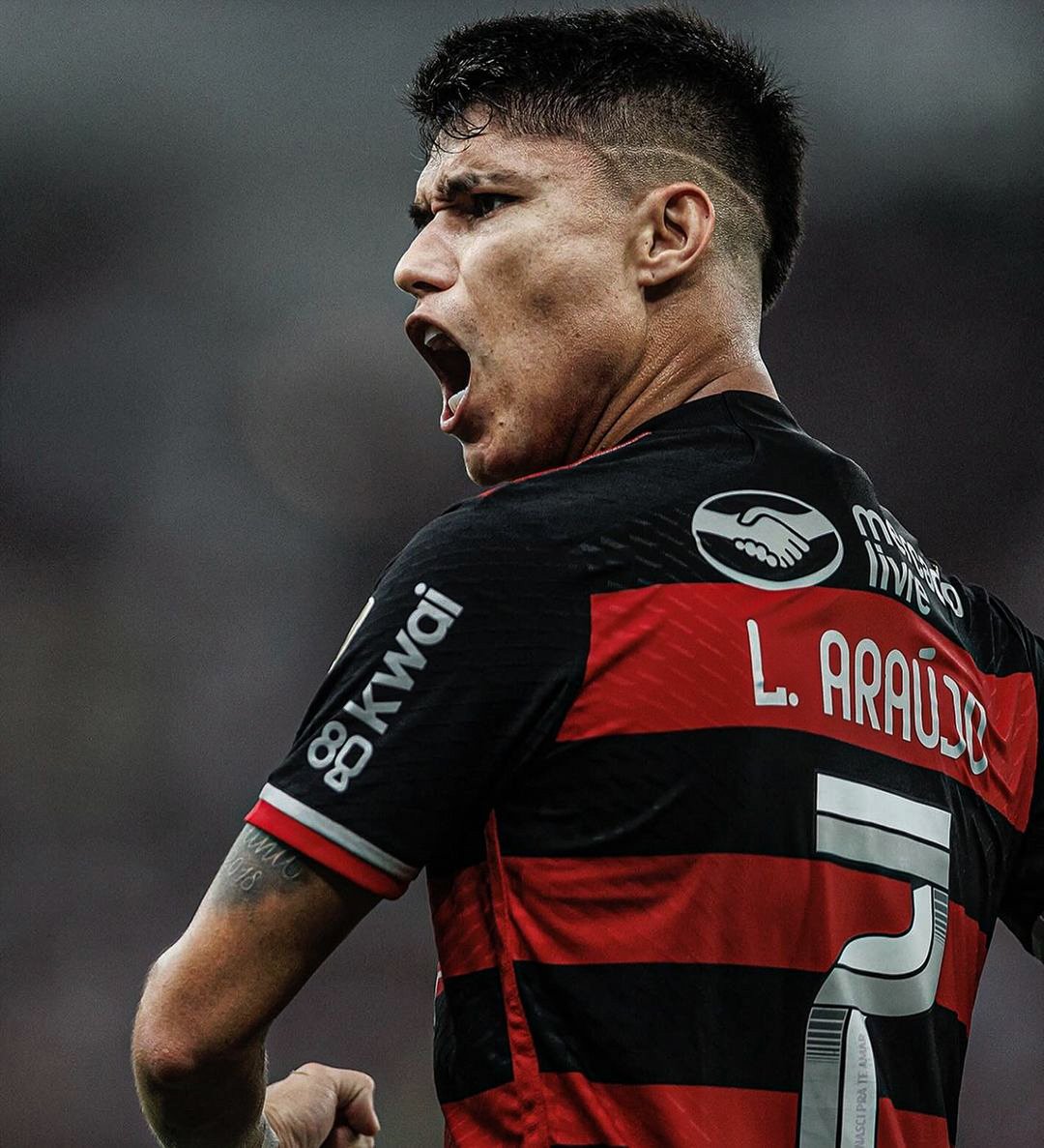 DGcorreiaPeres's tweet photo. ”O pontinha burro da MLS”.

”O craque da MLS”

não existe mais Gonzalo Plata titular onde o Luiz Araújo sempre entra bem na partida.

mais um jogo de raça depois de voltar de lesão, máximo respeito.

LA 🤴 https://t.co/OslgTuZa8h