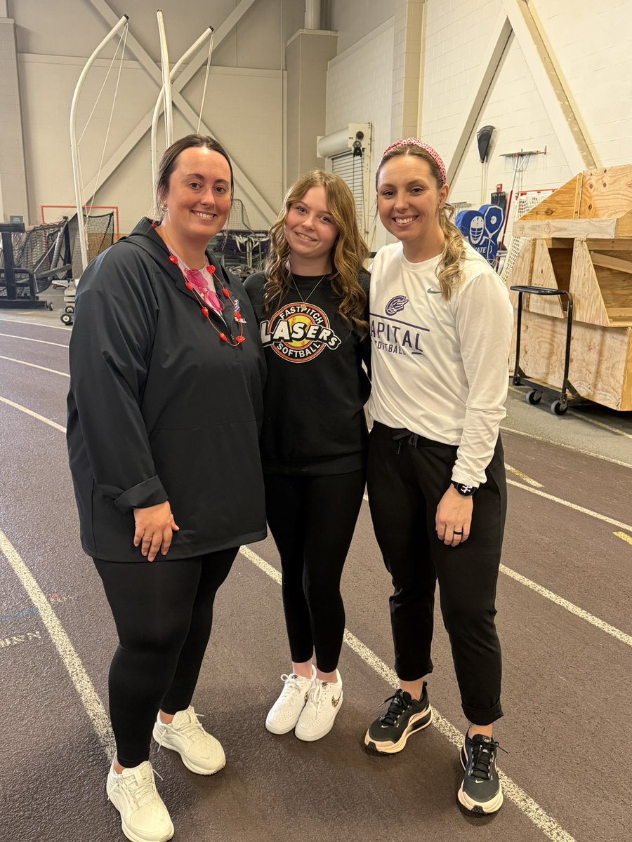 ohiolasers2027's tweet photo. Congrats to Delaney Bell on her verbal commitment to Capital University!

Delaney, we look forwarded to your bright future and watching you shine with the Comets in the years to come! 💫☄️☄️💫 https://t.co/iyJ38UABJZ
