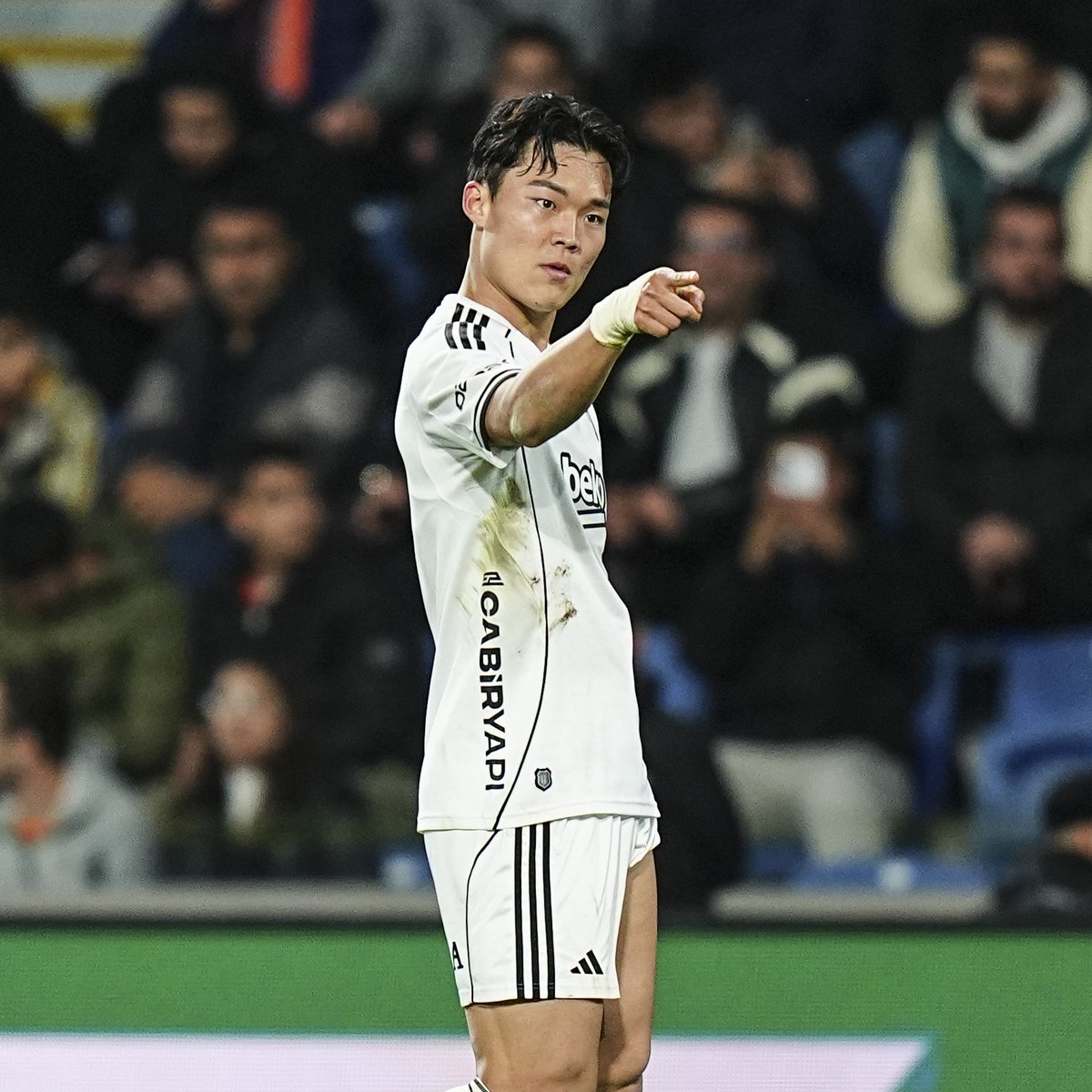 ✅ Pres var.
✅ Bağlantı var.
✅ Golcülük var.

Beşiktaş taraftarına OH dedirten forvet!