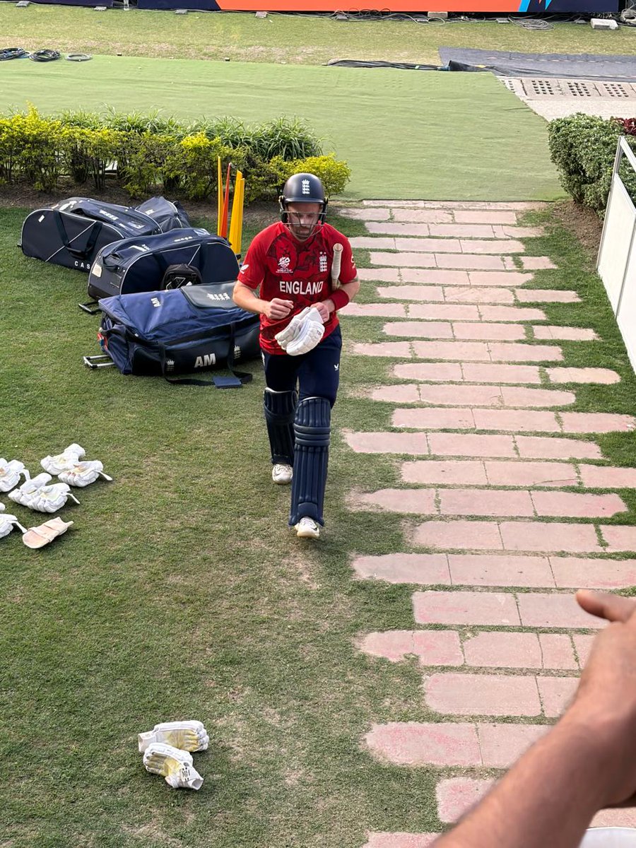Predict Phil Salt How Many 6's Hit  Against Italy Exact Number?
Zero ( 0 ) Not Valid. Only One Valid Comment Per Person.
Price 150 Lucky 3 Each 50 .
Rules 👇🏻 
Like Retweet Tag 2Frds 
Winner Announcement 17-2-26 
Bookmark The Tweet.
#ENGvITA
#T20WorldCup 
#England 
#Italy