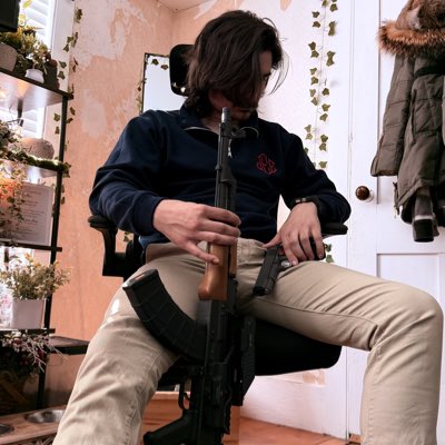 Pussi Popsicle tweet media