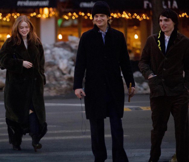 family gathering at maya’s wedding 😭😭