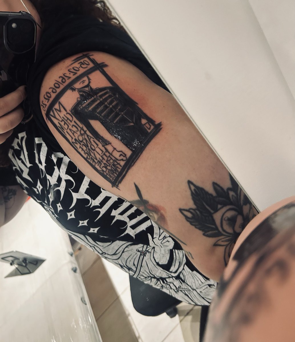 Fiz uma coisinha 🥺✨🖤