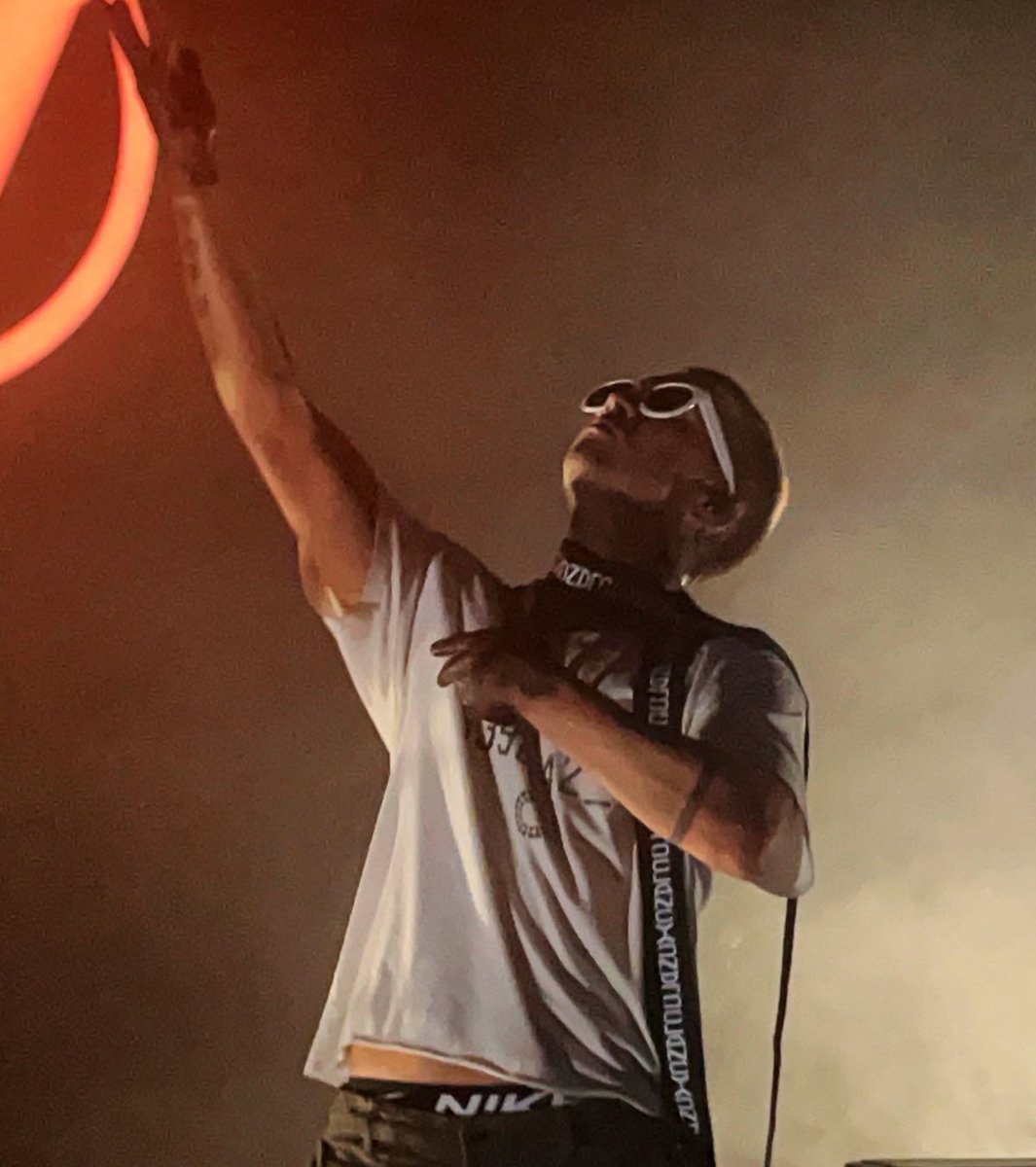 jøy |-/ (devil’s eyes) tweet media