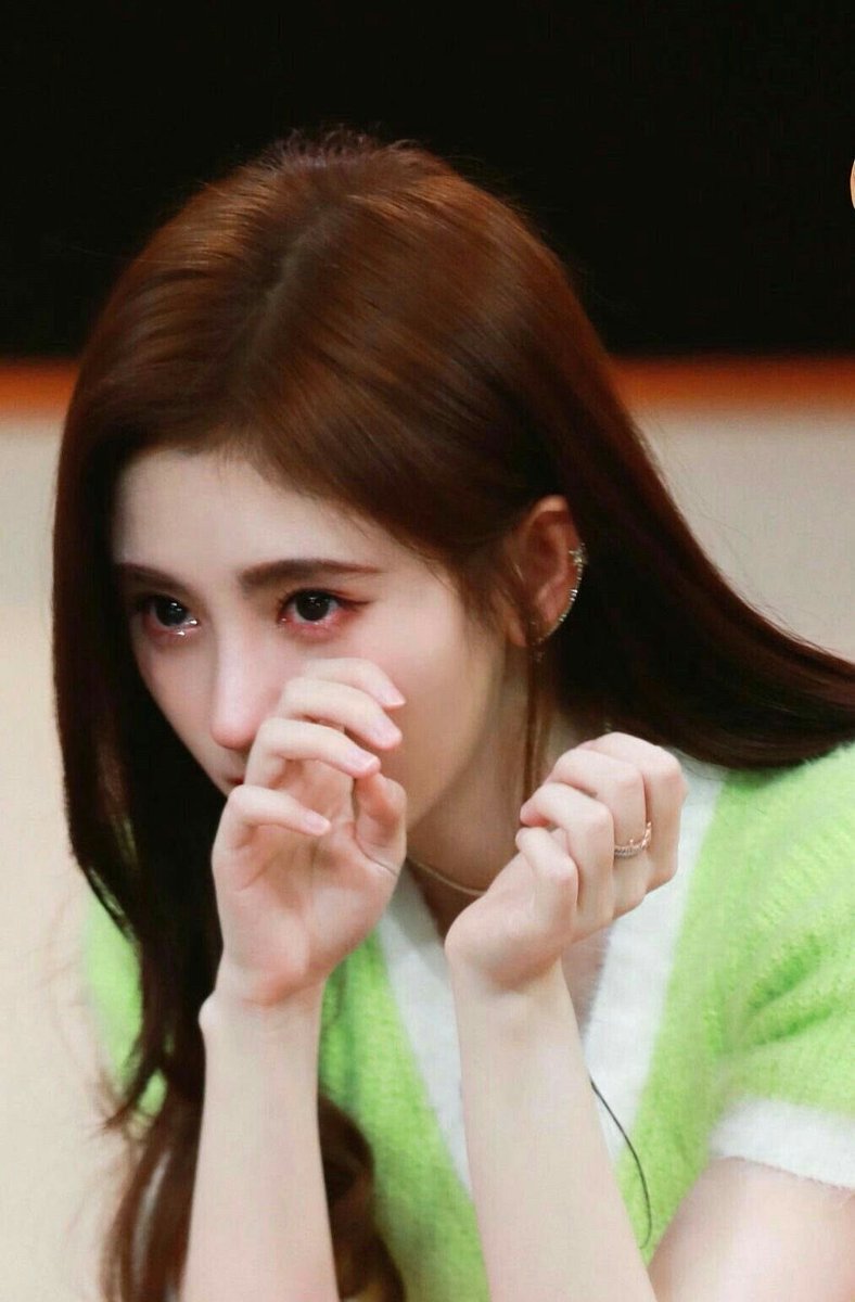 𐙚. 𝘚𝘸𝘦𝘦𝘵 & 𝘗𝘳𝘦𝘵𝘵𝘺 𝘨𝘪𝘳𝘭, 鞠婧祎 ✿ tweet media