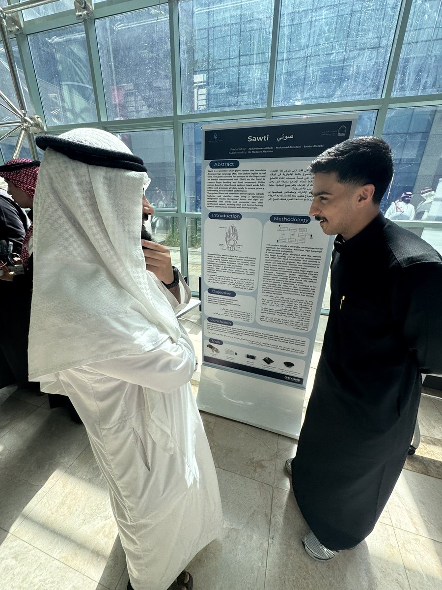 أسامة منقرة tweet media