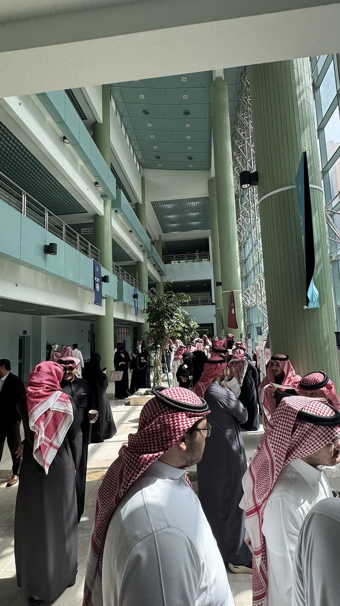 أسامة منقرة tweet media