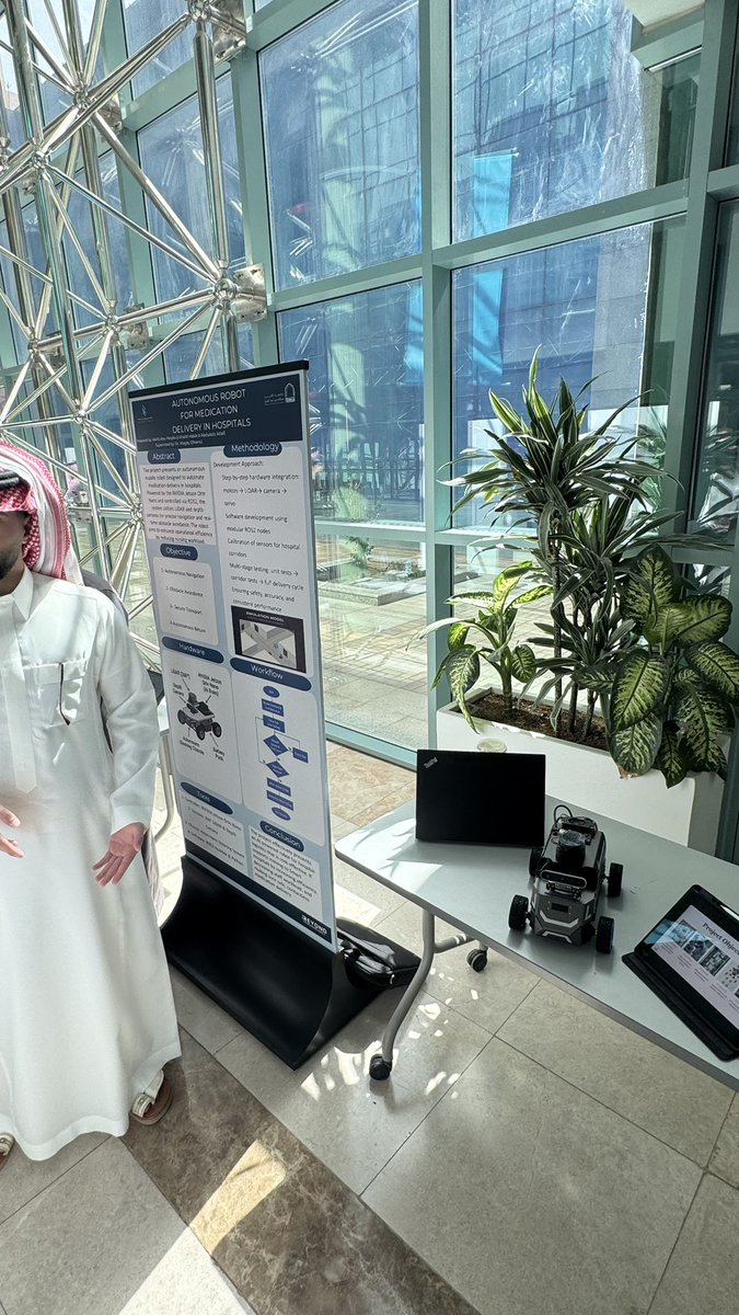 أسامة منقرة tweet media