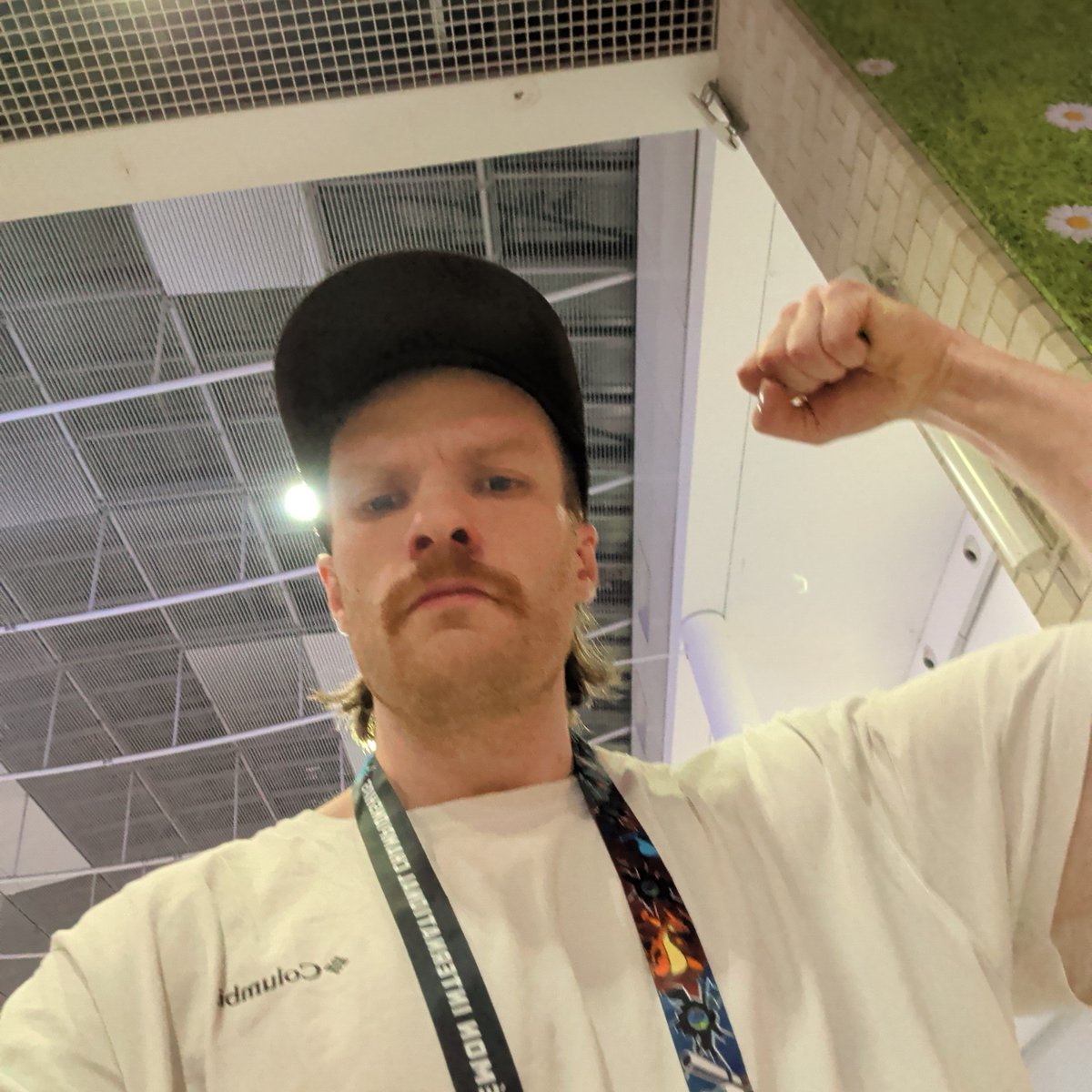 Ross Warren tweet media