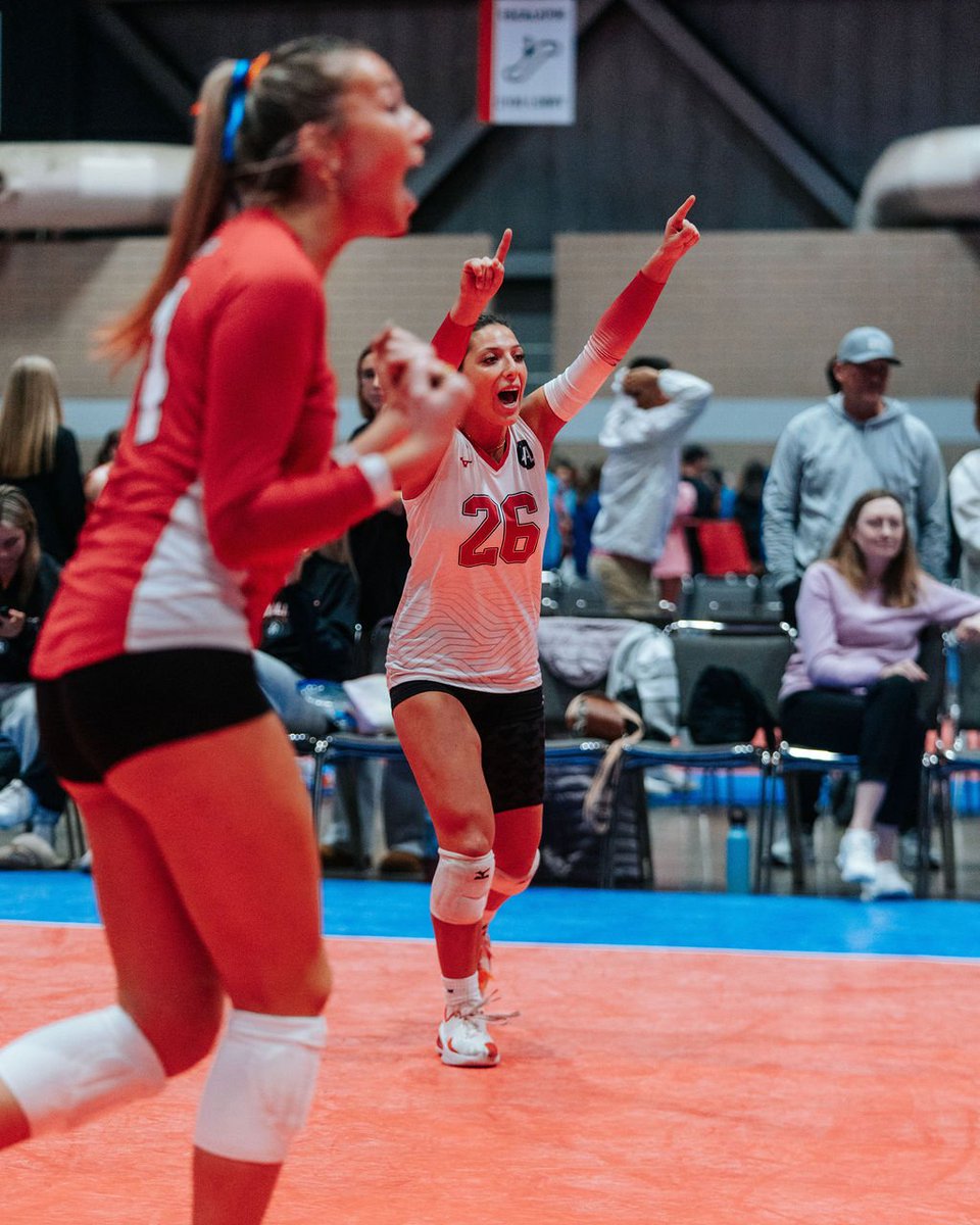 TCVolleyball's tweet photo. It's all about that post-point celebration at #NIT.🎉✨ https://t.co/j06dokPDQV