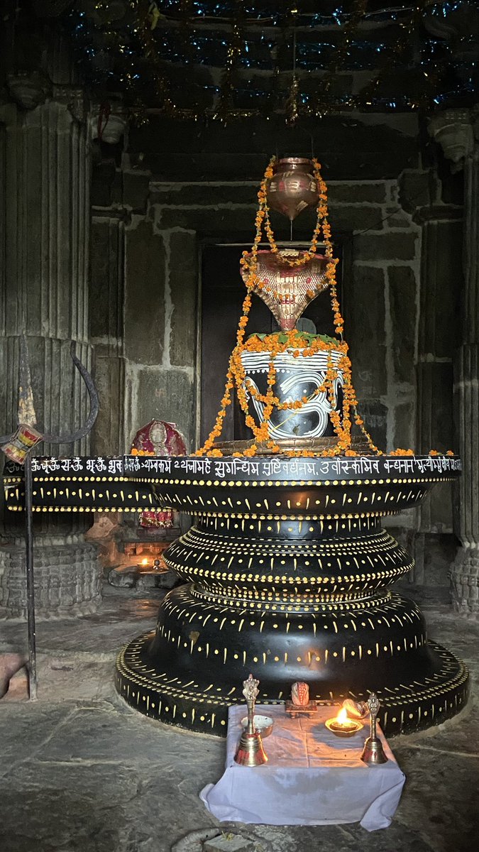 MrigankPathak04's tweet photo. देवाधिदेव महादेव की कृपा से आप सभी के जीवन में सुख, शांति, समृद्धि और आरो��्य का वास हो। 
यह पावन अवसर हम सबके जीवन में नई ऊर्जा, सकारात्मकता और आध्यात्मिक चेतना का संचार करे। हर हर महादेव 🙏 https://t.co/KodWmVDKU1
