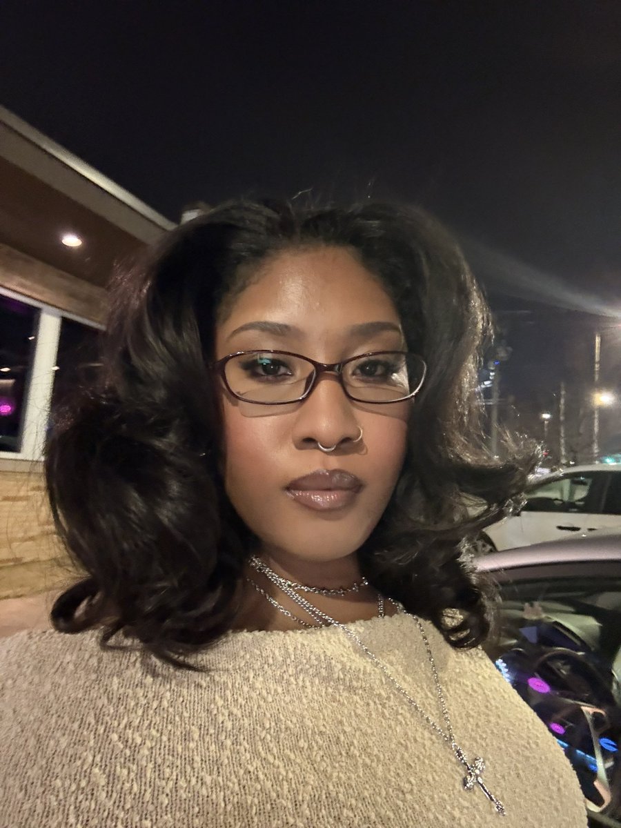 Buttercup 🍀 tweet media