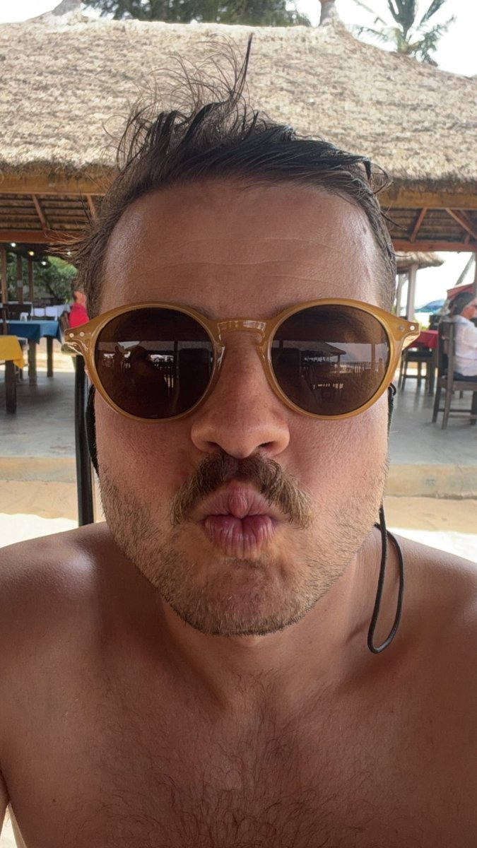 Rouen Smit tweet media