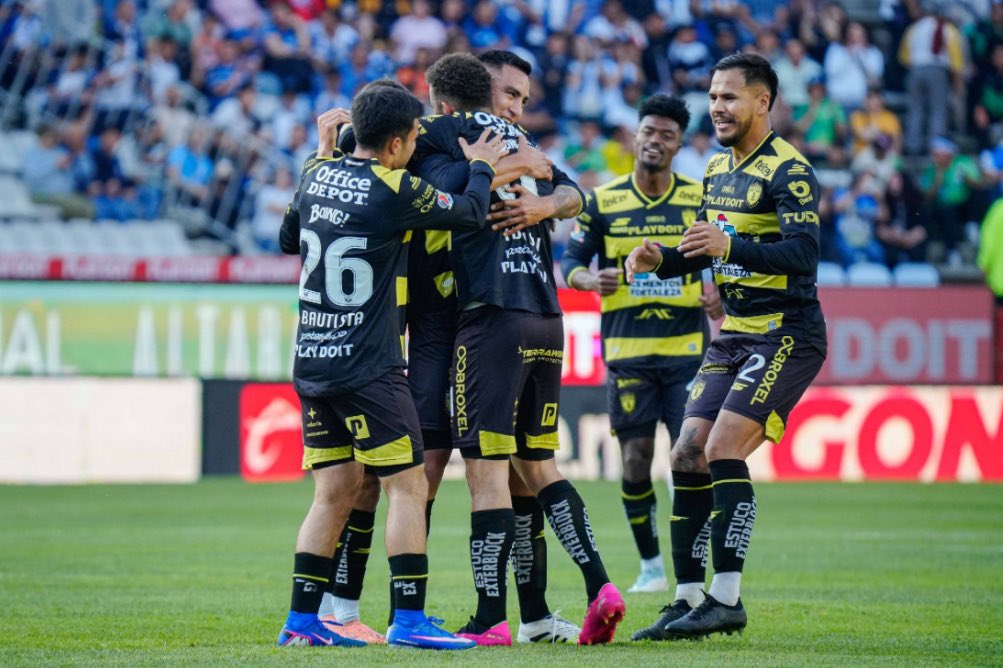 ¡SE LLEVAN LA VICTORIA! 🤩⚽️

El Estadio Hidalgo volvió a ver un triunfo de los Tuzos del Pachuca, quienes esta vez derrotaron al Atlas en la Jornada 6 del Clausura 2026. 🙌🏻 Toda la información, aquí 👇🏻
bit.ly/4aDAAl7