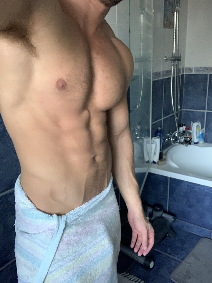 Declan Steele tweet media