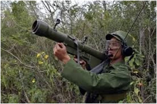 #AduanadrCuba Fidel y la Defensa de la Patria: Una Doctrina Vigente en un Mundo Asediado. Las amenazas tienen virtualidad entre la gente cobarde y sumisa, pero no la tendrán jamás con los hombres y mujeres que estén dispuestos a morir en defensa de su pueblo”.