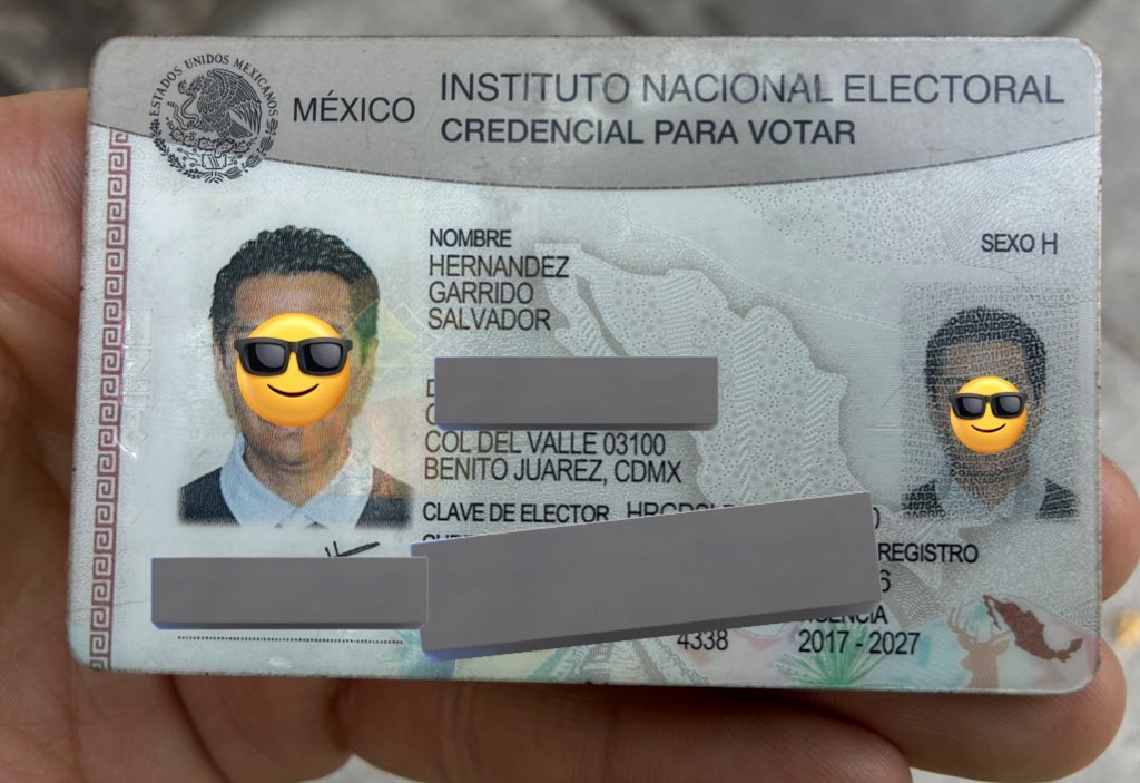 Salvador Hernandez perdiste tu INE, cerca de metro división del Norte.

mándame un mensaje.

Pd. Mucho repost para que encontremos a Salvador