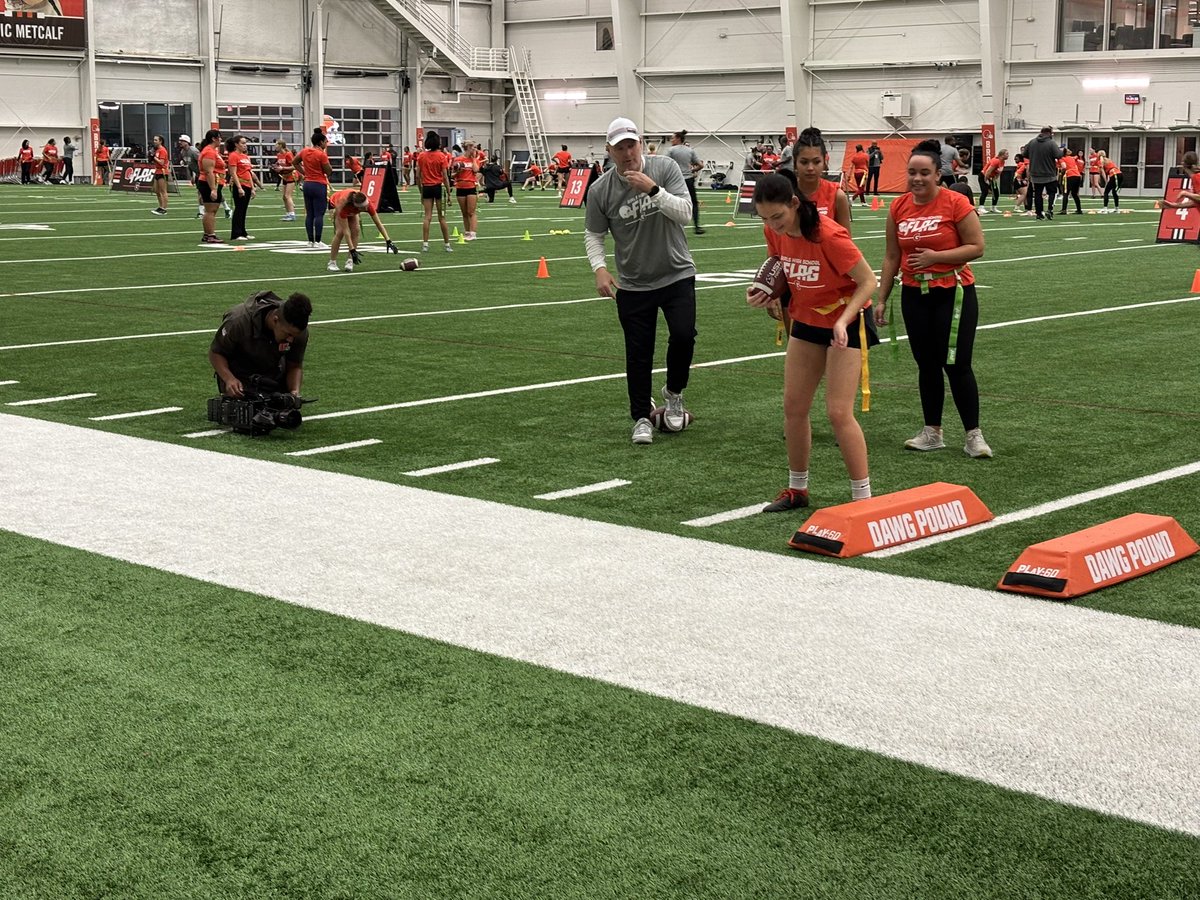 aWheeler25's tweet photo. Some of our athletes got up and got better on this Sunday morning at the Cleveland Browns season kickoff event! @NRflagfootball @NRAthletics https://t.co/EYq53PkBGL