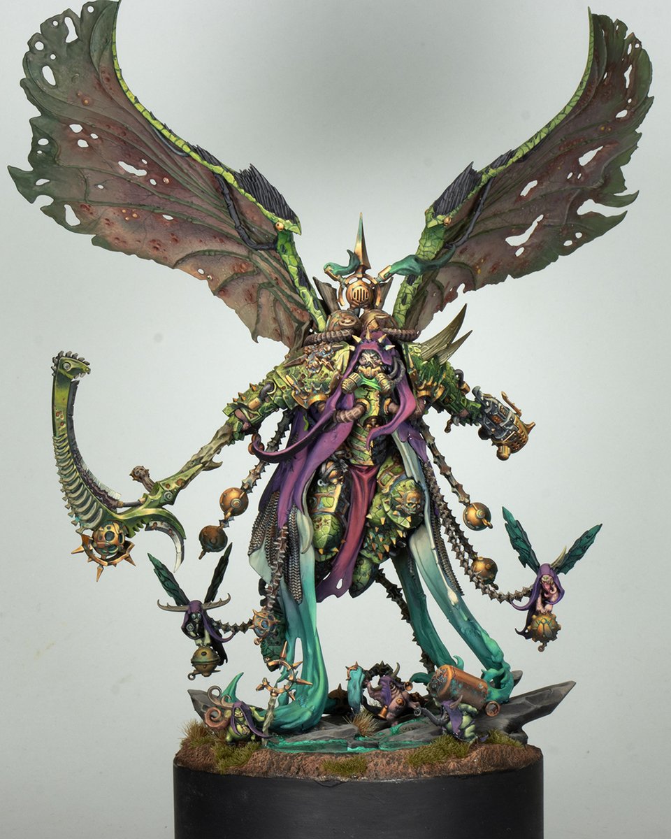 Miniature's Den tweet media