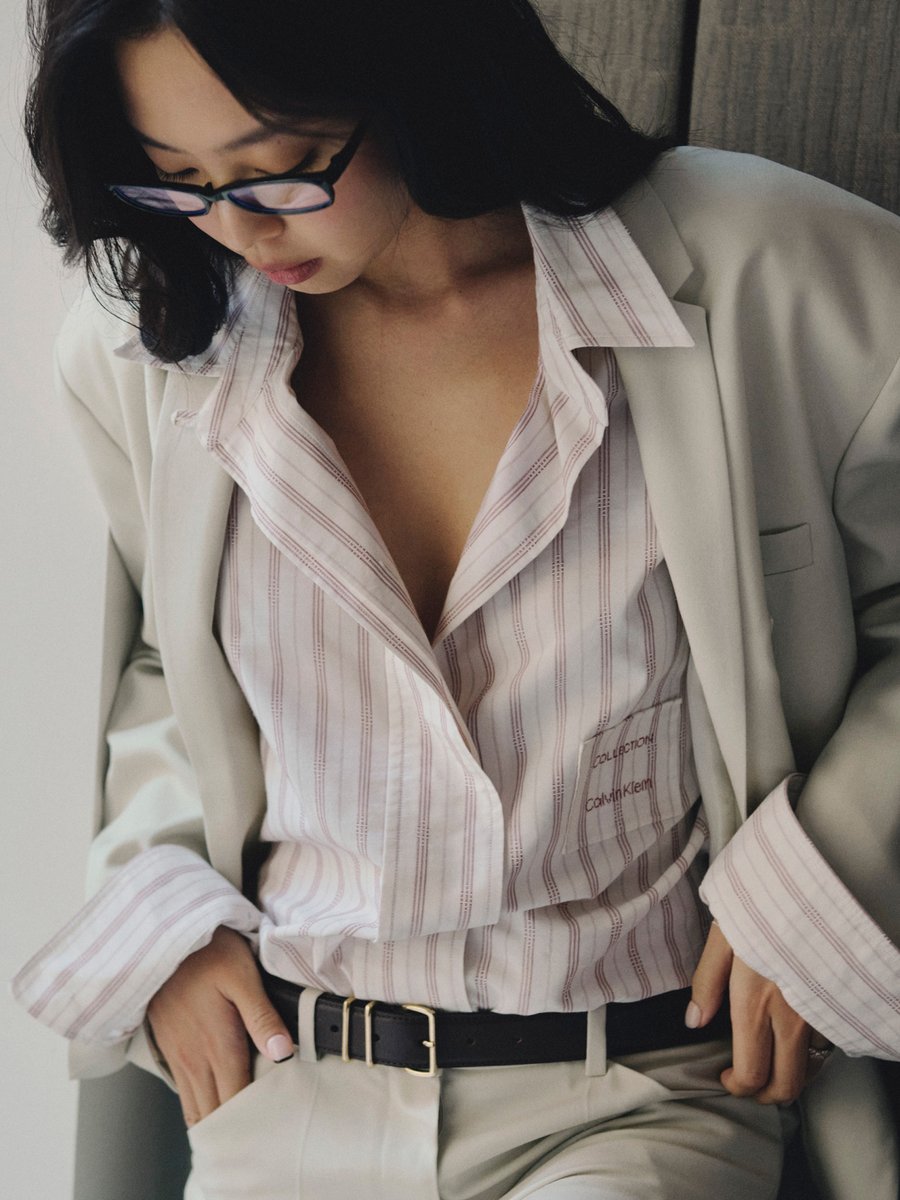 polished minimalism. <a href="/jennierubyjane/">JENNIE</a> dressed for the Calvin Klein Collection Fall 2026 runway show by Veronica Leoni.