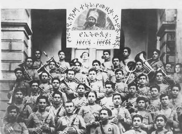 A beautiful example of Orthodox Solidarity few know about is the role Armenians played in defending Ethiopia from the Italians during its attempted conquest of East Africa. 1/4🇦🇲☦️🇪🇹☦️