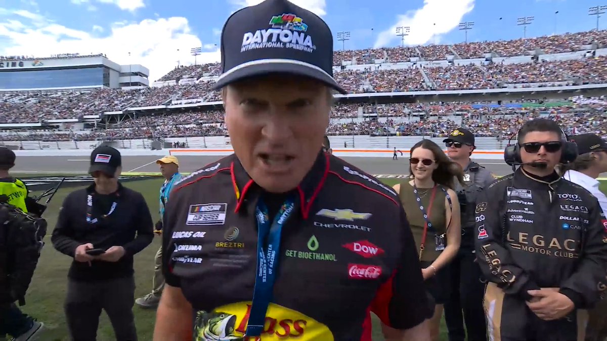 FOX: NASCAR tweet media