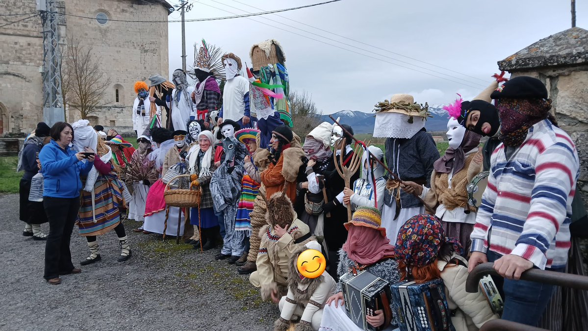 AcoaAke's tweet image. 🐑 Domingo de Carnaval en el #concejo de #Okariz

🎭 Inauterietako igandea Okarizko #kontzeju|an

#Donemiliaga San Millán @Lautur1 #Araba #Alava