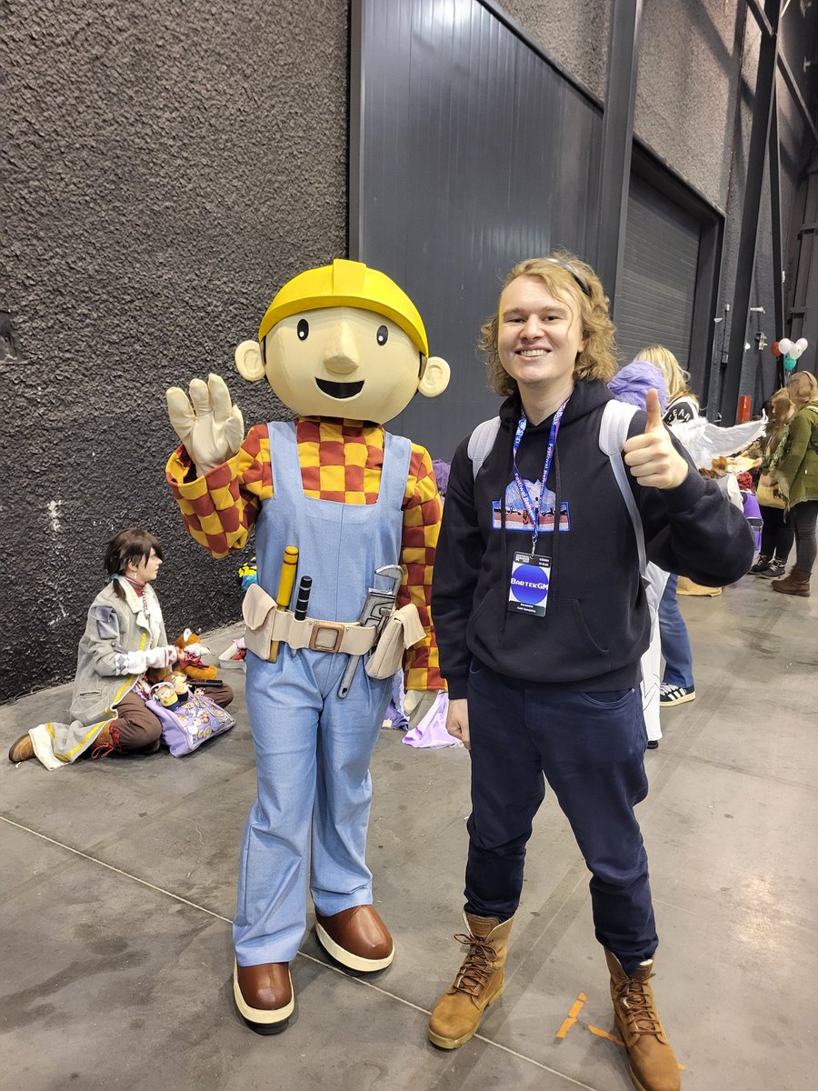 BartekGMalt's tweet image. Kontynuując nitkę #remcon-ową: Ogromne propsy dla @mvciekr za pluszowego BartkaGM (który był dla mnie niczym piłka antystresowa xd), cosplayerom i wystawcom za wybitne zaangażowanie w sztukę, panelistów za zaufanie, a całej otoczce organizatorskiej za spinanie tych światów razem.