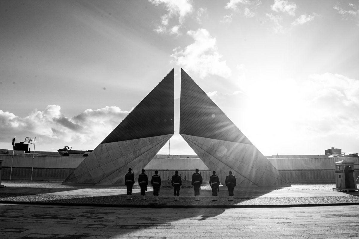 Sobre estar nos momentos mais aleatórios e captar este momento

#streetphotography