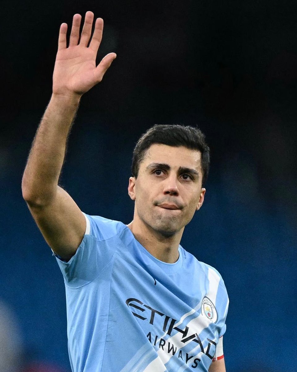 Pep Guardiola: “Players are back; Rodri is playing minutes and not [suffering] setbacks! Players step by step are coming back…”

🎥 youtu.be/0Gzb_Oy7xTw