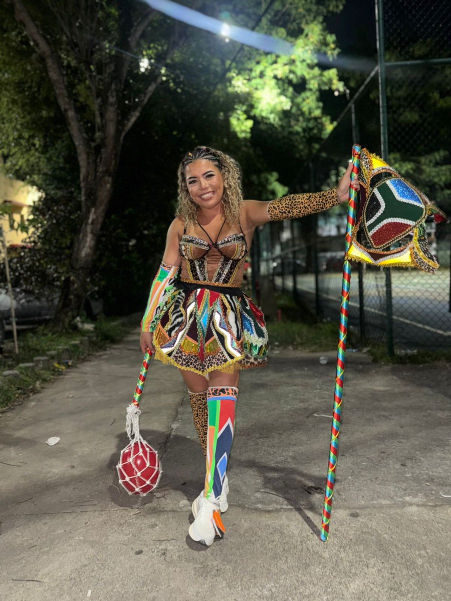 💋🍯 tweet media